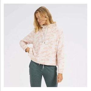 Vuori Camo Beach Hoodie XL